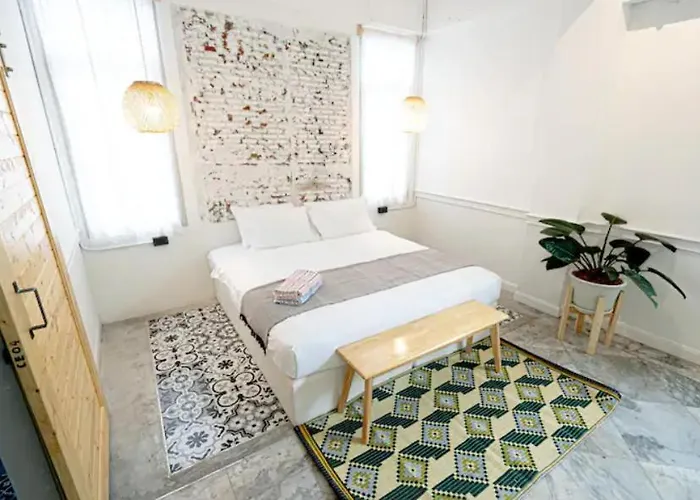 Old Town Heritage Lofts 3*